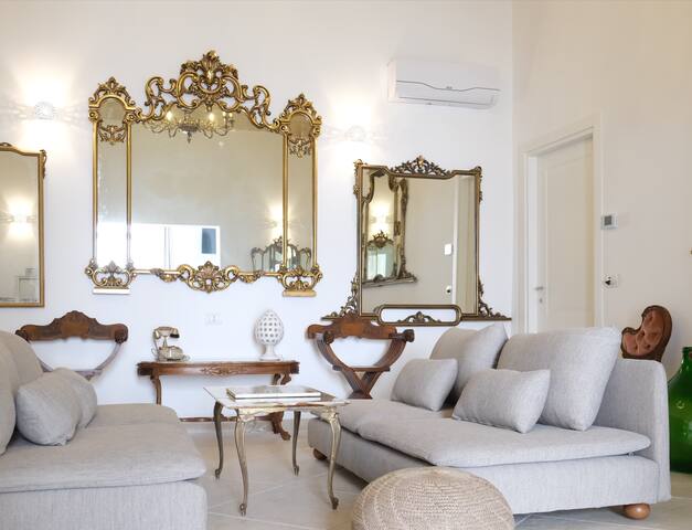 New renovation – Primo: i balconi – King beds gallery image 2