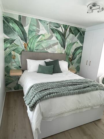 Beach Dreams Cottage – Pool – 300m from the beach gallery image 4