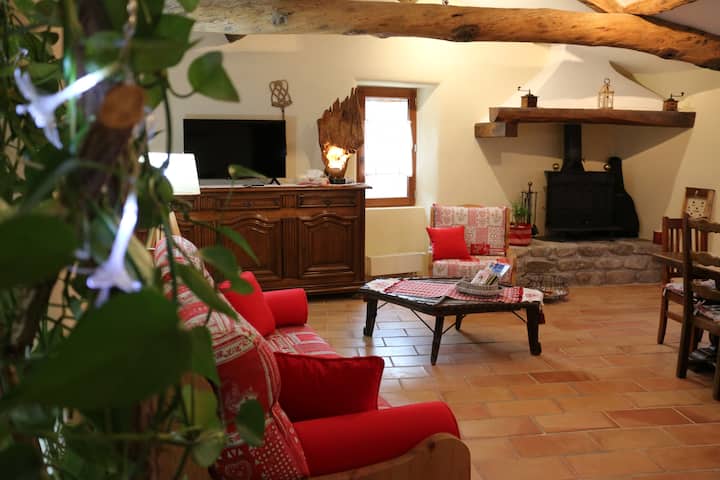 Hirondelle Gîte Nature & Panorama Cévenol Sauvage - Languedoc-Roussillon