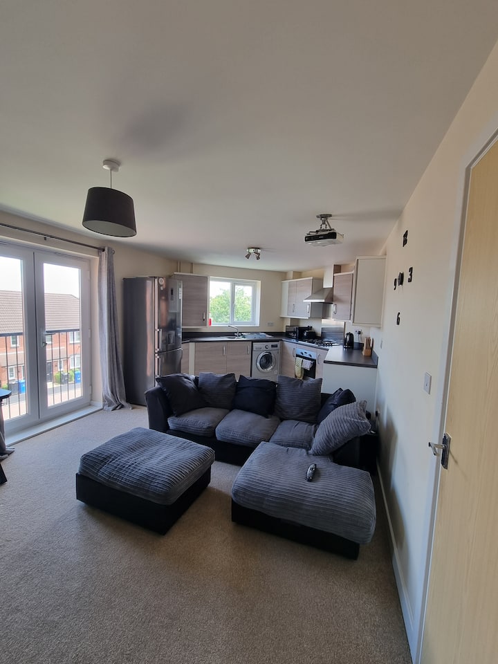 Modern 1 bedroom apartment. Derby. Condominiums for Rent in Derby