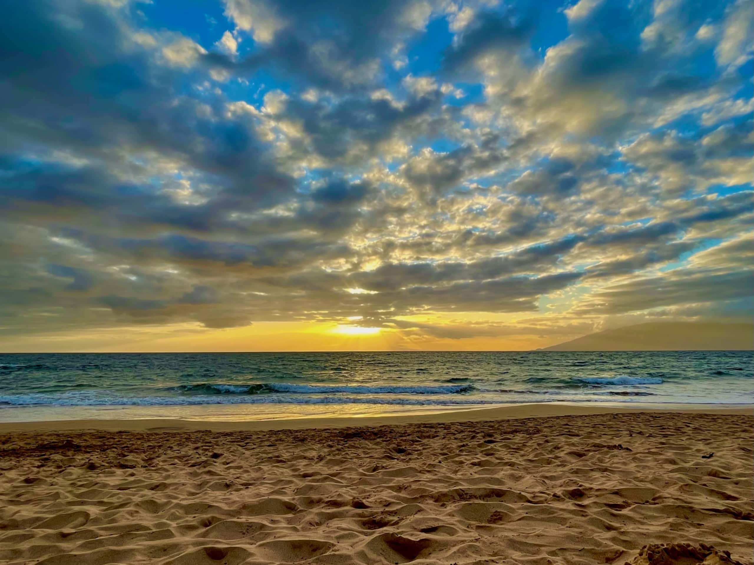 Condo in Kihei · ★4.98 · 1 bedroom · 2 beds · 2 baths - Image 7