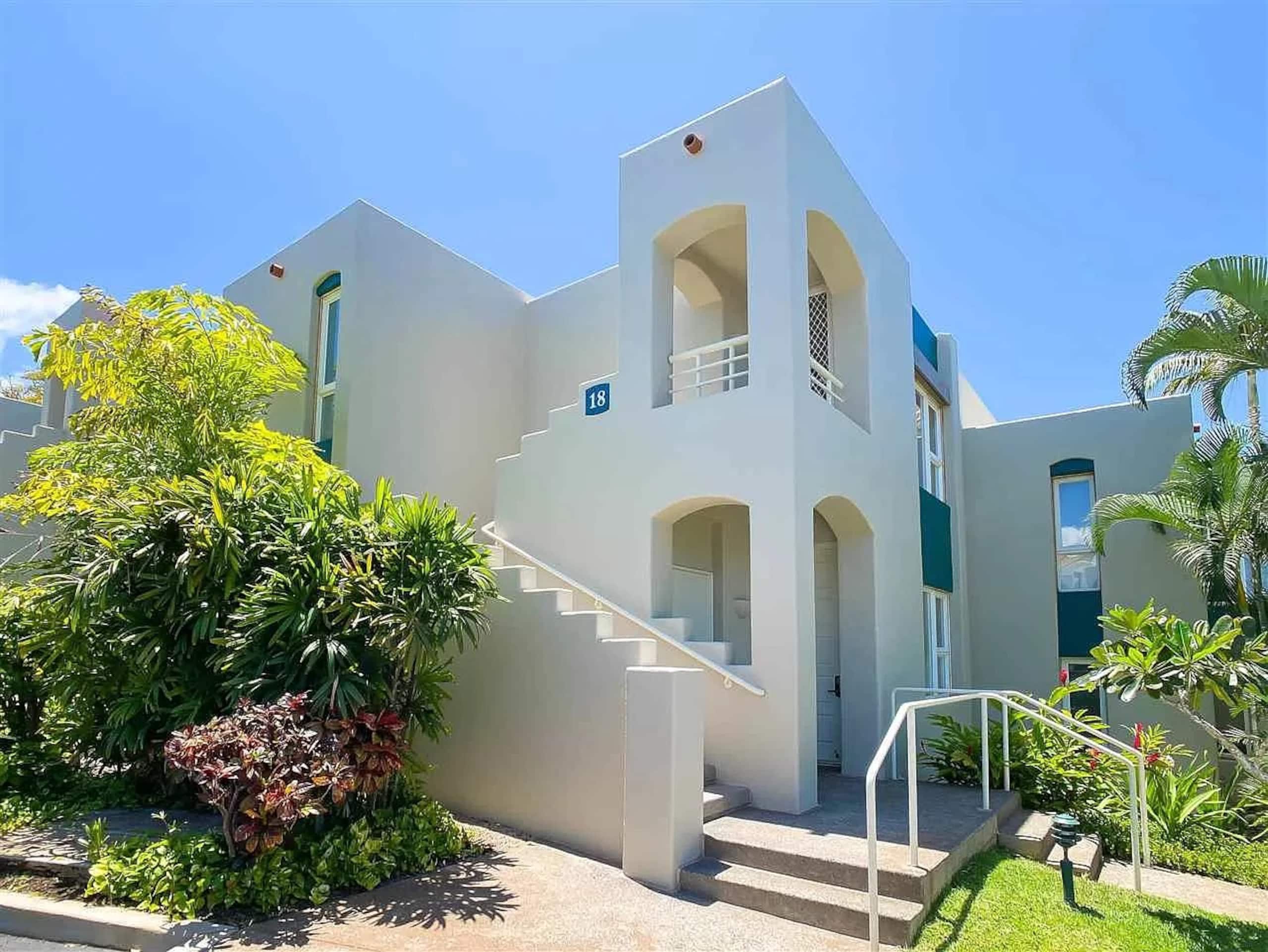 Condo in Kihei · ★4.98 · 1 bedroom · 2 beds · 2 baths - Image 1