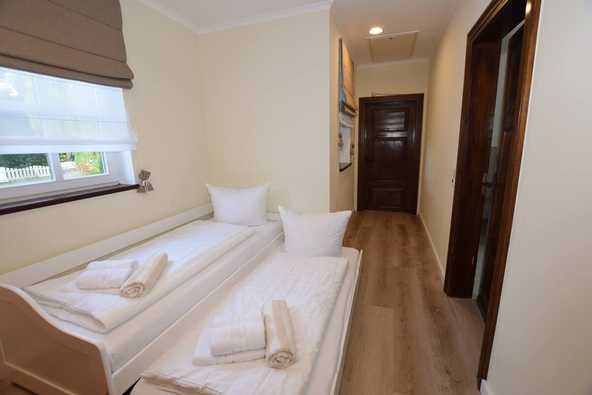 Schlafzimmer 3