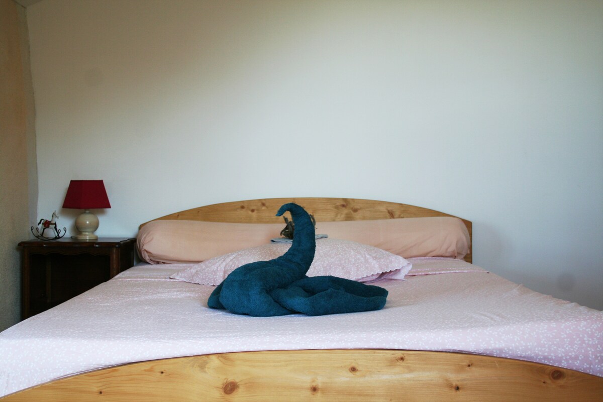 חדר שינה 1, מיטה זוגית