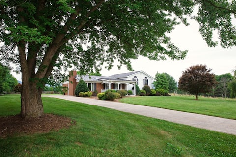 Shenandoah Valley Vacation Home on River