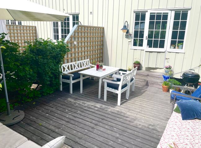 OSLO/EKEBERG: Sjarmerende rekkehus o/3 etasjer gallery image 5