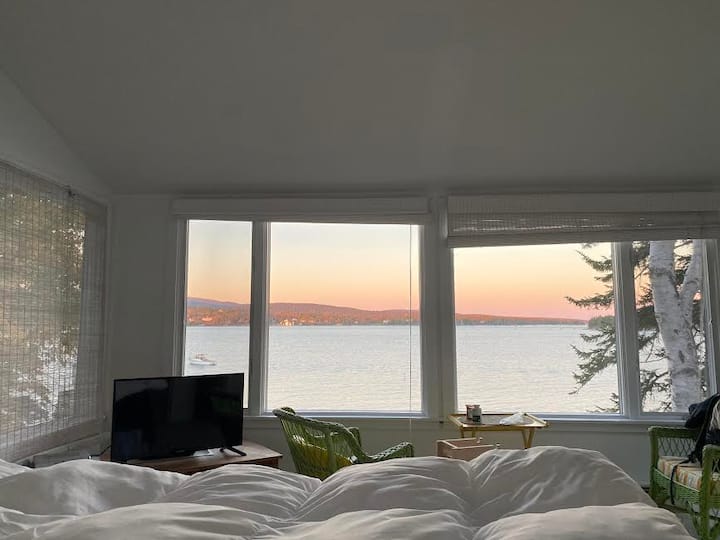 Waterfront Southwest Harbor Shore Cottage Houses for Rent in Southwest Harbor, Maine, United