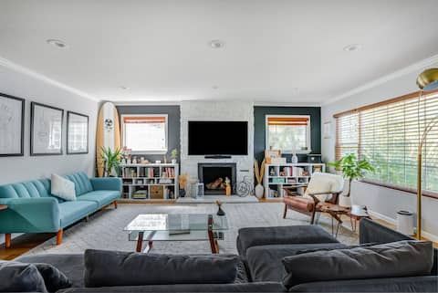 Modern 3BR Beach House close to Alameda Beach