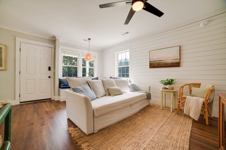 Coastal Country Cottage - Hampstead, NC