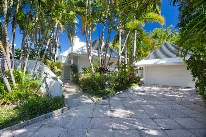 Family Living in the Heart of Noosa, Noosa Heads gallery image 3