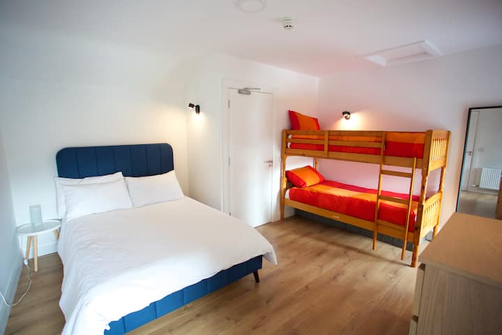 Bedroom 2 double bed