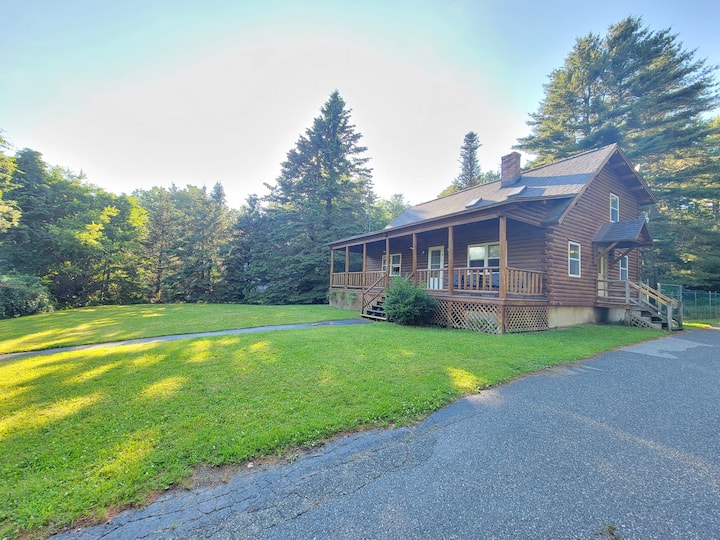 Spacious 2 bedroom Close to Acadia National Park Houses for Rent in Lamoine, Maine, United