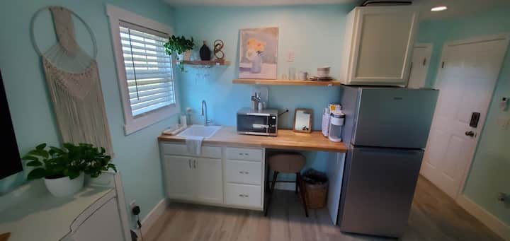 (Right) Private Guest Suite In The Heart Of Cb - Carolina Beach, NC