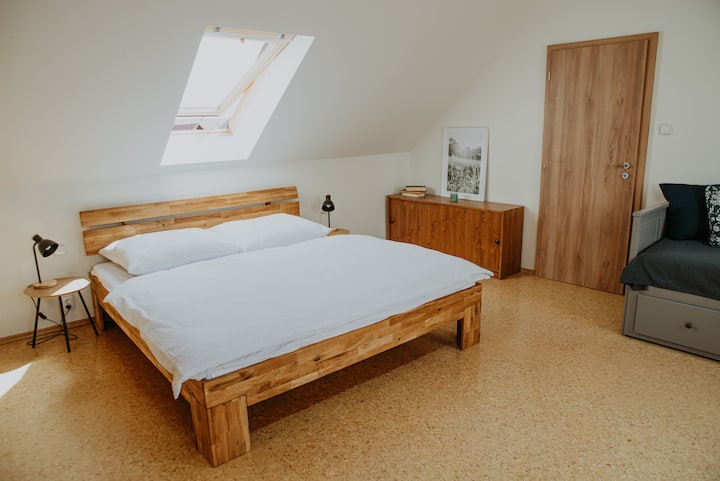 Dhomë gjumi 2