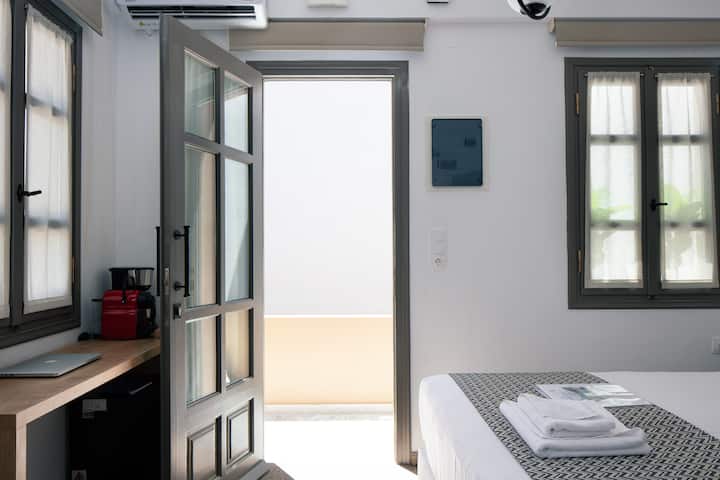 Pathos Suite