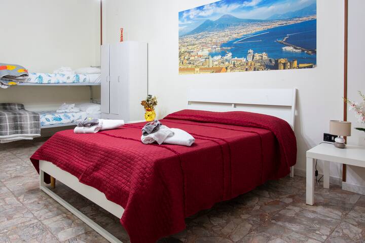 Bristol – Budget Smart Flat Near The Station gallery image 4