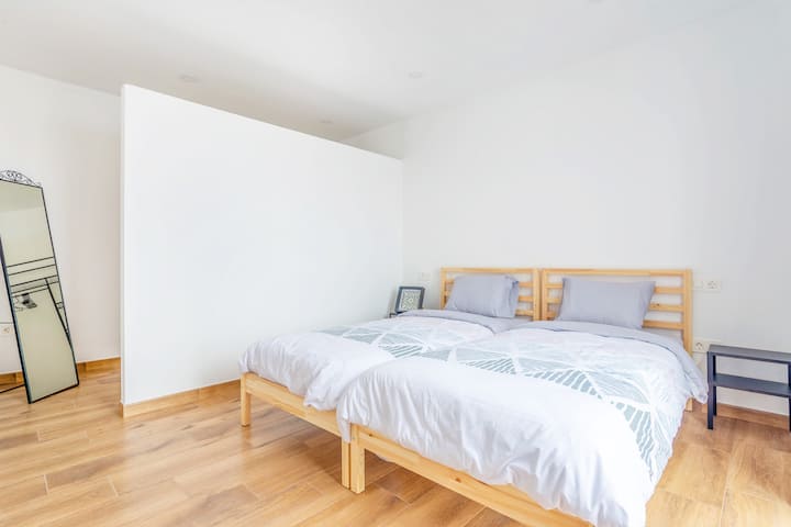 Bedroom 2 with dressing - Dormitorio 2 con vestidor