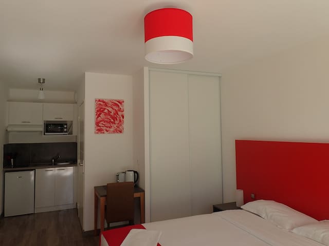 Les Jardins D'Athéna managed Airbnb listing 3