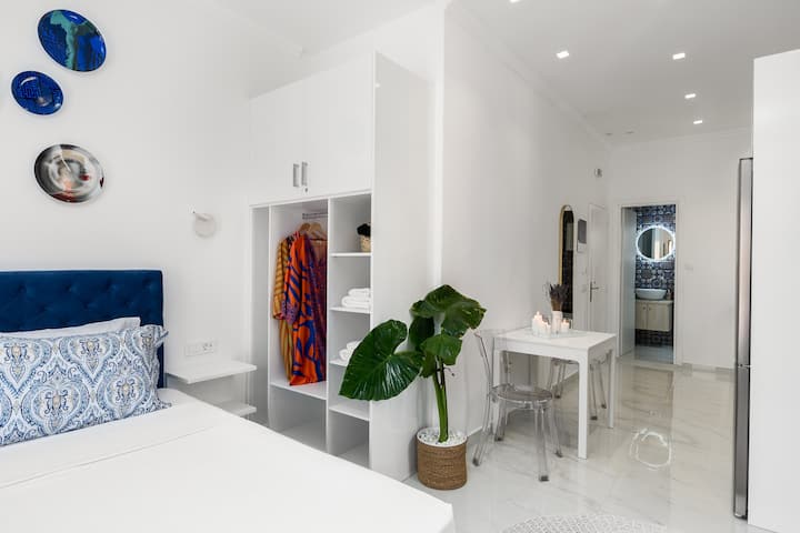 Nicol's Luxury Suite, Old Corfu Town - Condominiums for Rent in Kerkira,  Greece - Airbnb