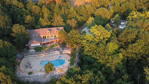 Private Royal Retreat for the whole family!