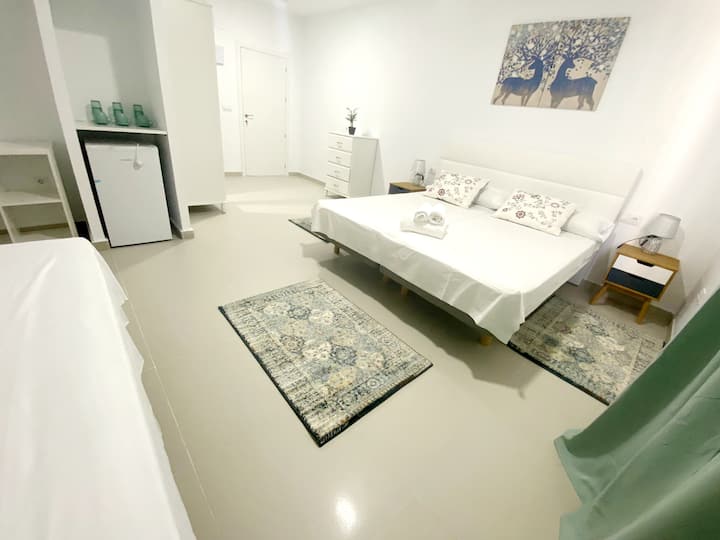 Habitación Triple Deluxe N3 - Pilar de la Horadada