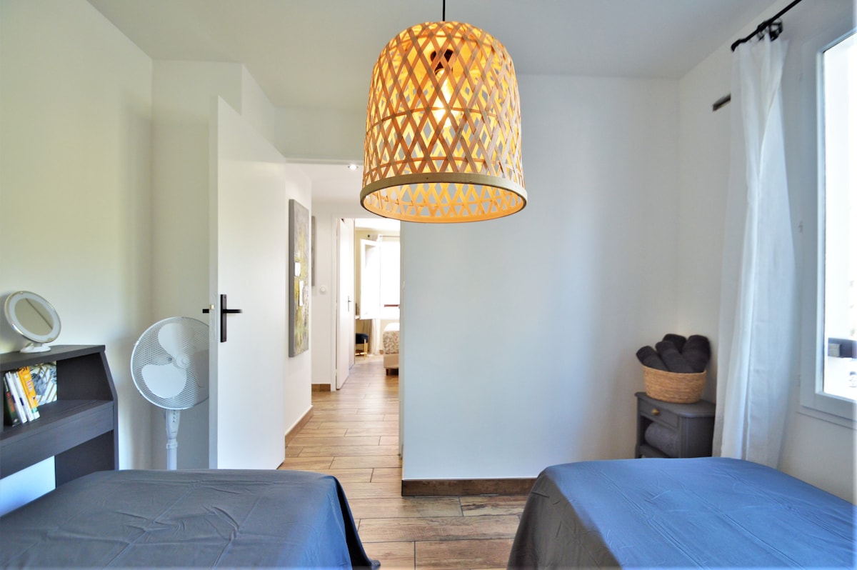 საძინებელი 1