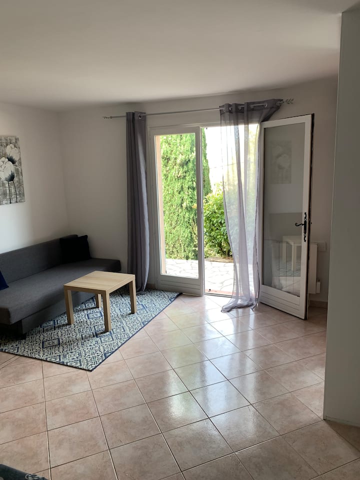 Superbe Studio Dans Villa Avec Terrasse - La Seyne-sur-Mer