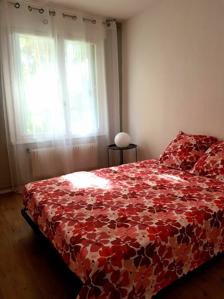 Schlafzimmer 2