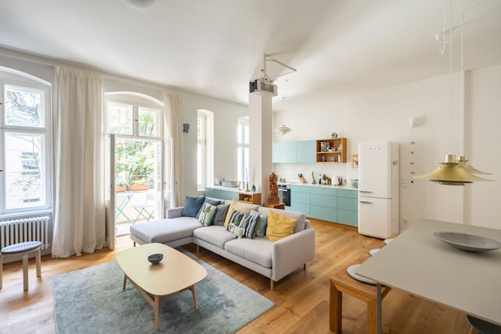 A super luxury apartment in the coolest location.