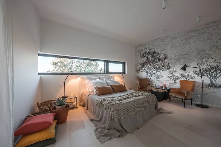 Seaview Villa with Large Pool and Great View gallery image 4