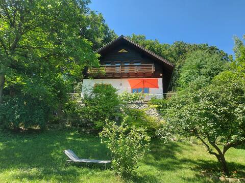 Holiday home with garden in Steinebach am Wörthsee