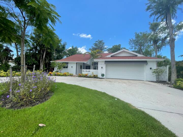El Olam our Beach House in Naples Houses for Rent in Naples, Florida