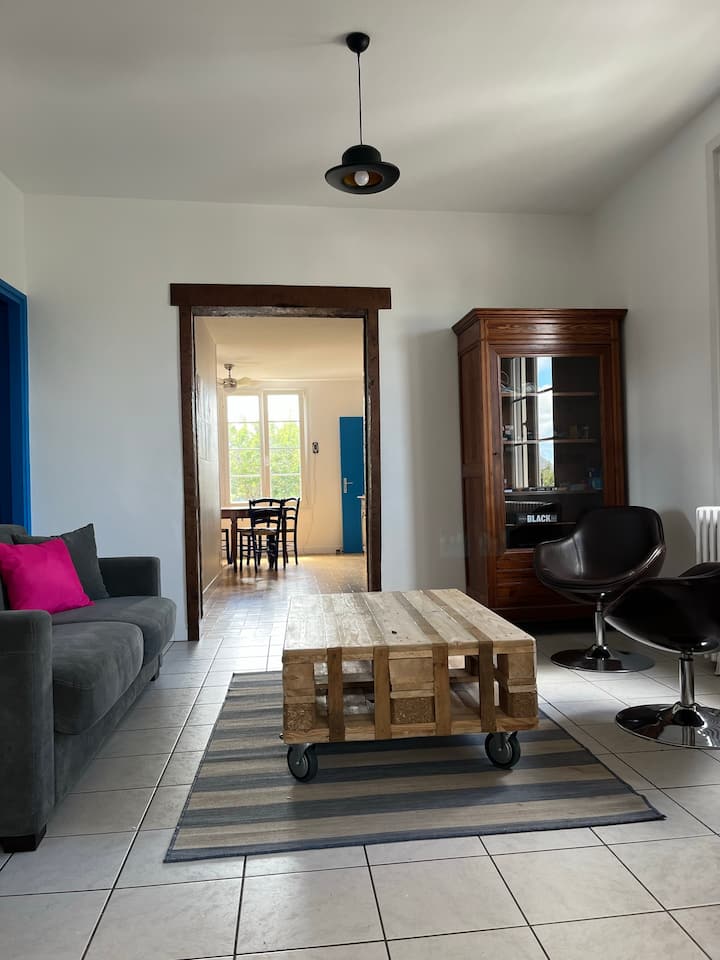 ห้องนั่งเล่นพื้นที่เล่น