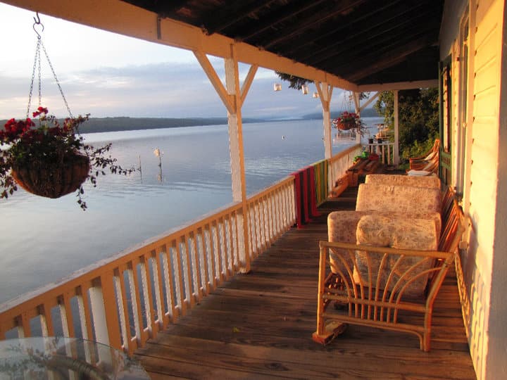 Experience Healing Vibes At Crooked Cottage ! - Owasco Lake, NY