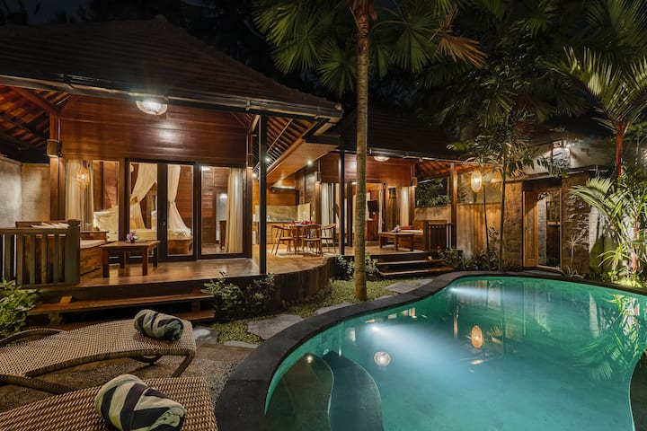 #10 Two Bedroom Wooden Villa With Private Pool - Bali