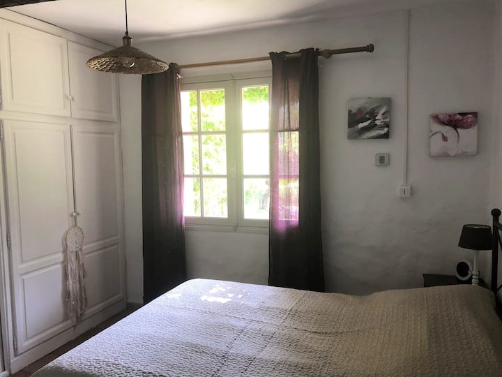 Chambre 2 - milieu de couloir