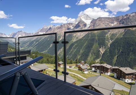 7 Sleeper Penthouse in the Swiss Alps