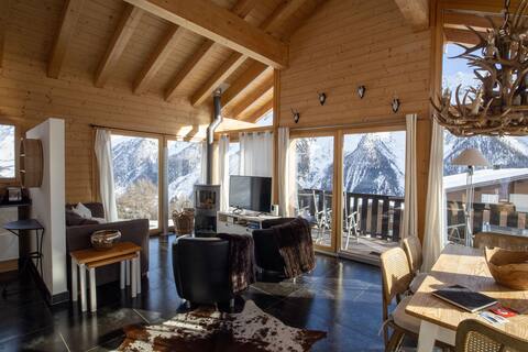Swiss Chalet Overlooking Unesco World Heritage