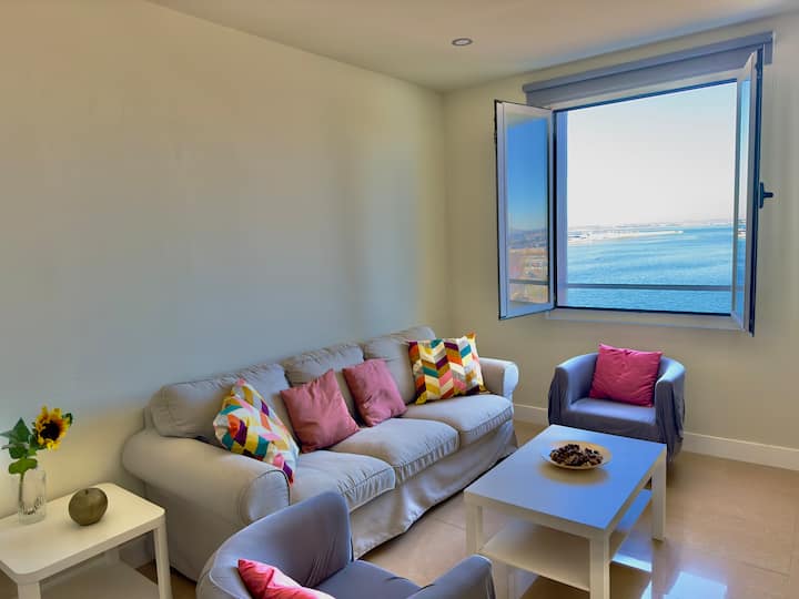Newly Renovated Apartment With Views Of The Port - Cádiz