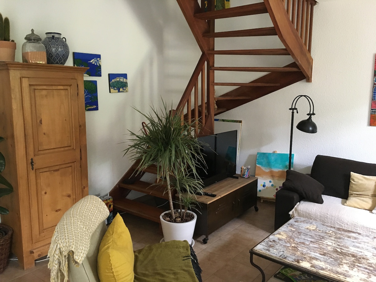 Top Airbnb: Quiet, close to the city center and train station in Carpentras