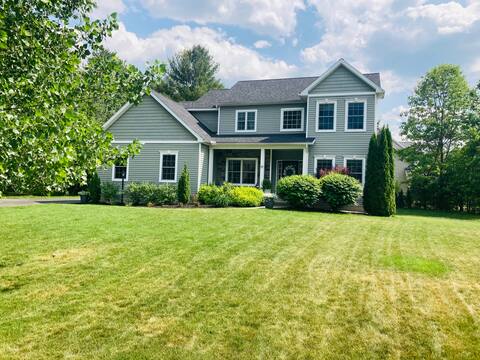 Saratoga Stallion 5 bedroom, NEW inground pool