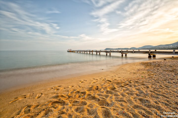 Beautiful beach apartment 300 m away