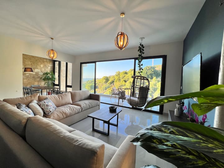 Viv'in Batroun 3 Bedroom apartment B Vacation homes for Rent in