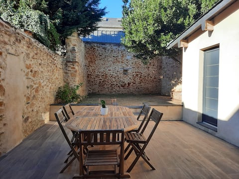 Charming house at the foot of Brissac Castle