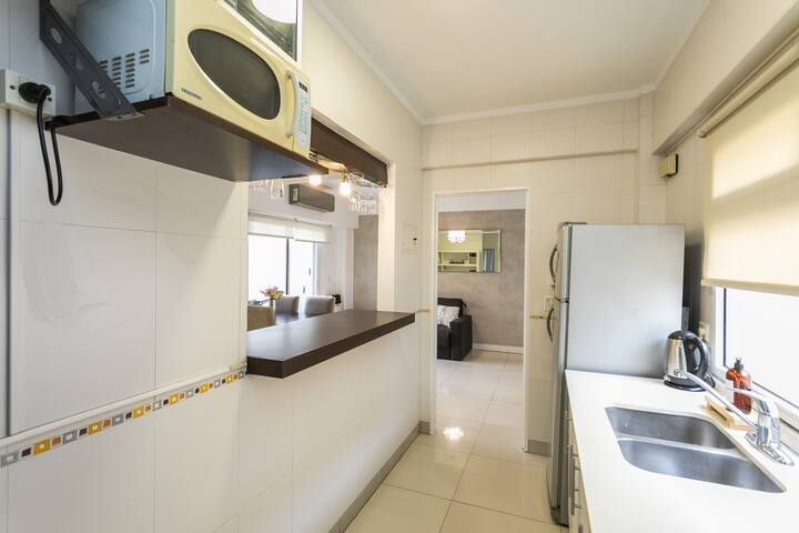 Departamento de 3 ambientes con balcón terraza en Chacarita