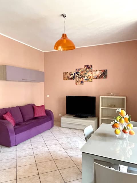 Proprietà Airbnb di successo: Spacious and bright apartment within walking distance of the center a Lecce
