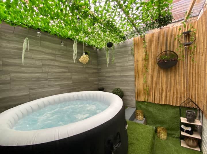 Bliss Coast Pad With Hot Tub - Broadstairs