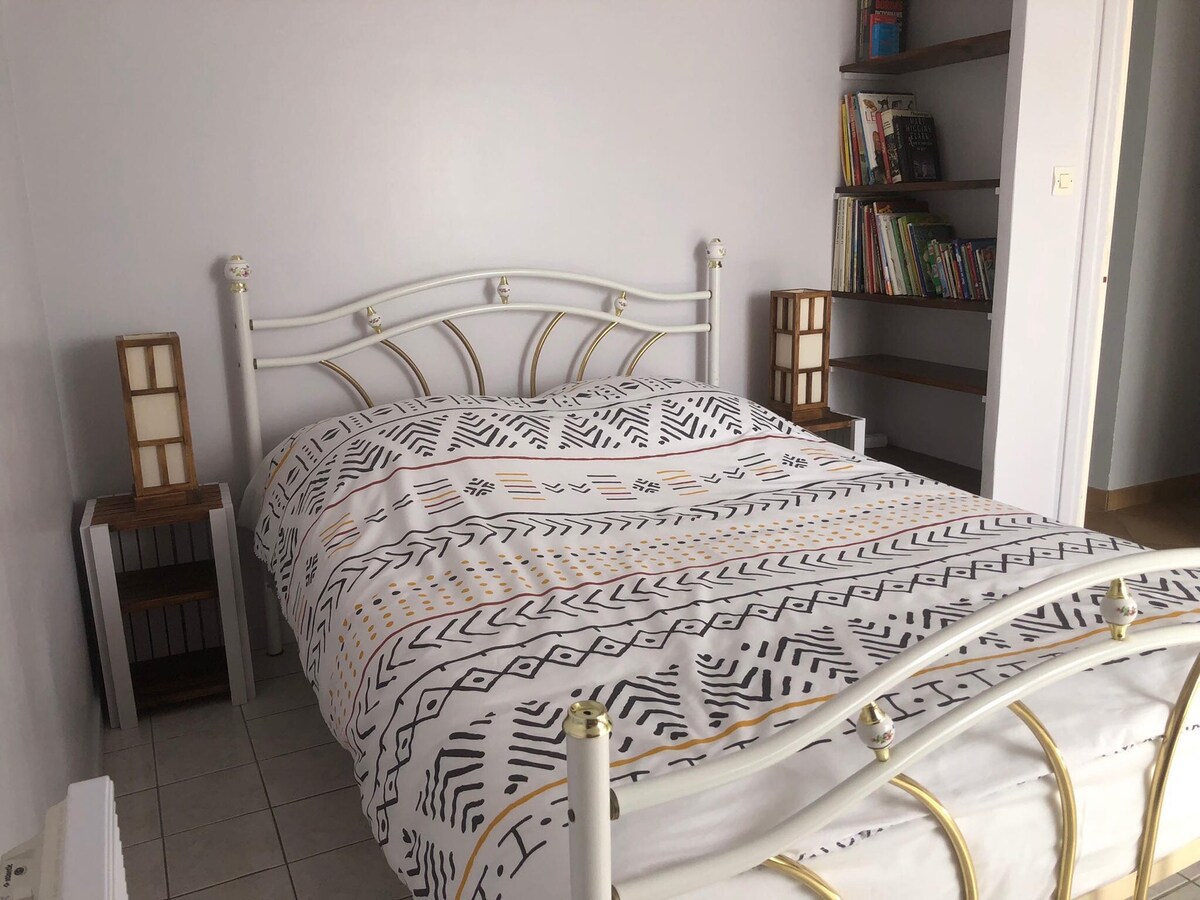 غرفة النوم 2