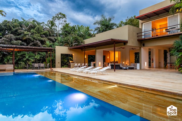 TopSpot managed Airbnb listing 2