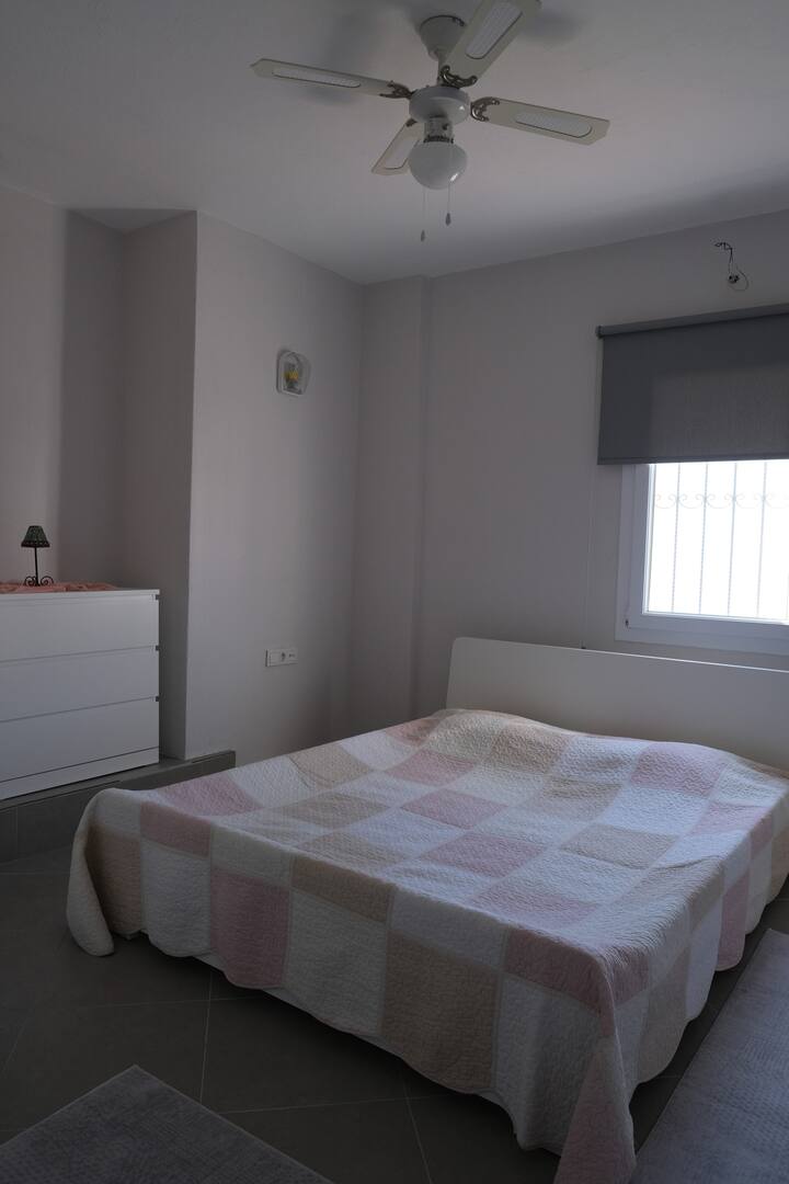 Brandneues zweistöckiges Haus mit schöner Aussicht - Airbnb